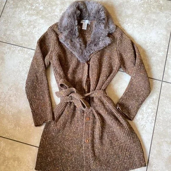 𝅺Y2K Coat - Picture 4 of 4